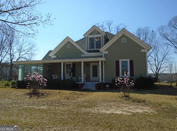 402 Tom Bell, Milner, GA 30257