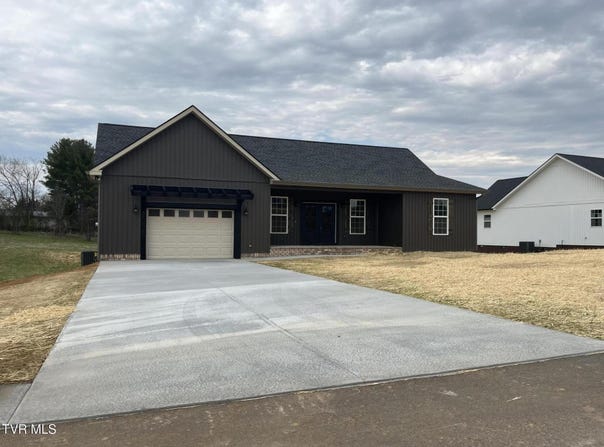 210 Emperor Lane, Greeneville, TN 37743