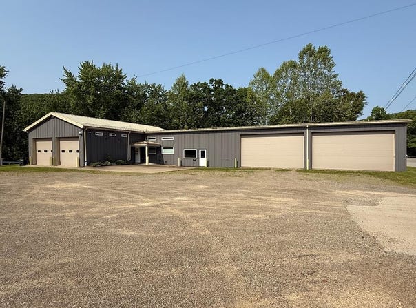 805 Atlantic Ave, Franklin, PA 16323