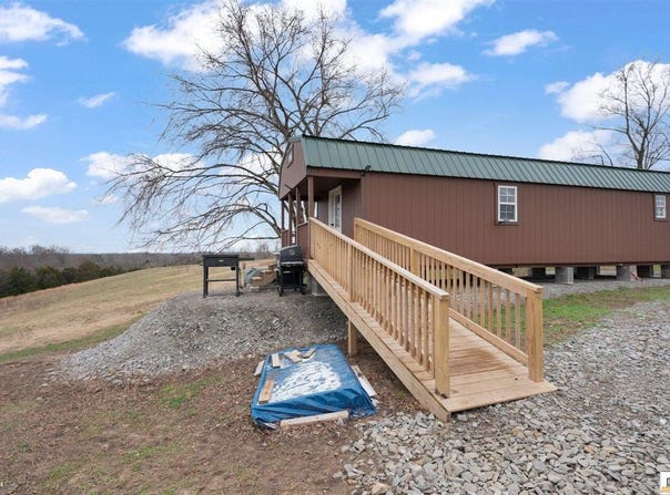 100 Felton Fudge Road, Columbia, KY 42728