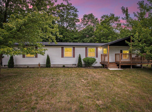 80150 46th Avenue, Coloma, MI 49038