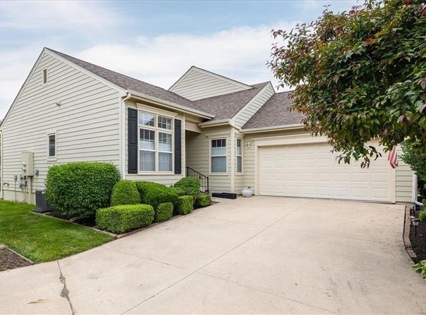 5819 Longleaf Drive, Lawrence, KS 66049