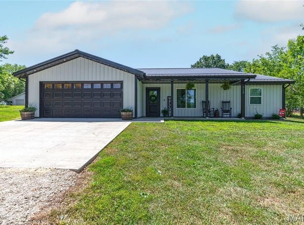 117 College Street, Crocker, MO 65452