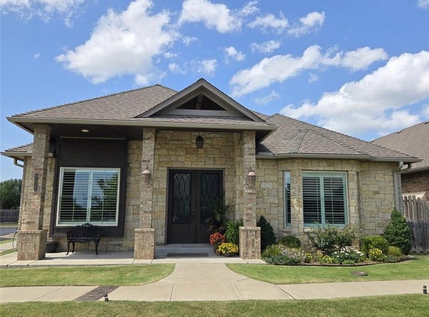 9252 Elaine Drive, Midwest City, OK 73130