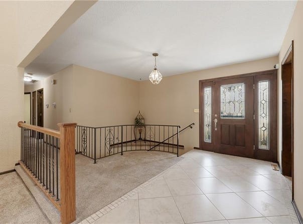 1208 SW 23rd Street, Blue Springs, MO 64015