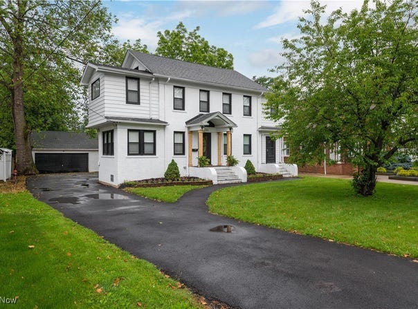 4266 Wooster Road, Fairview Park, OH 44126