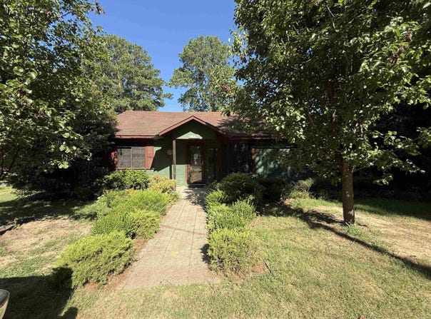 2526 Williams Street, Camden, AR 71710