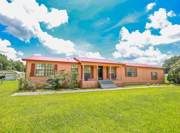 608 S Highway 35, Dermott, AR 71638