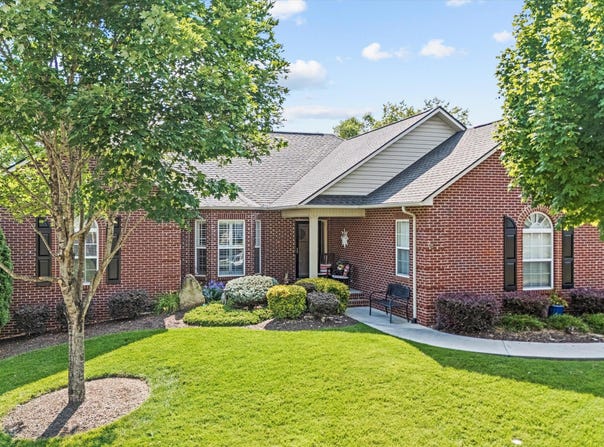 11503 Woodcliff Drive, Knoxville, TN 37934
