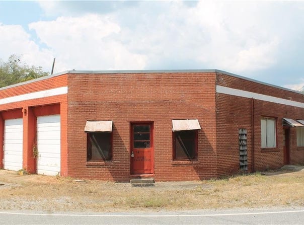 4960 Old Seale Highway, Seale, AL 36875
