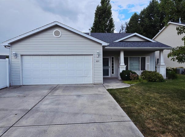 825 N Fox Ridge Rd, Medical Lake, WA 99022