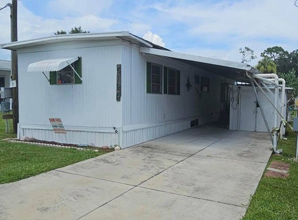 6126 Harriet Street, Zephyrhills, FL 33542