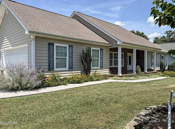 618 Laurie Leigh Ln Drive, Dandridge, TN 37725