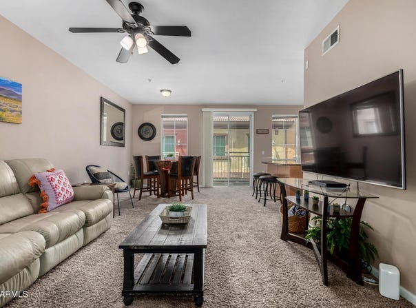 1920 E BELL Road, Phoenix, AZ 85022
