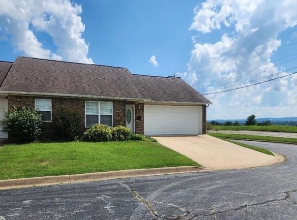 1724  E 43  HWY Unit #6, Harrison, AR 72601