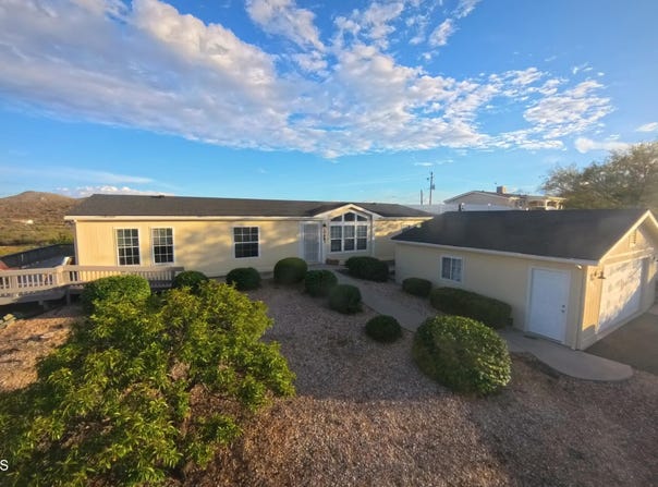 20983 E Valley View Lane, Mayer, AZ 86333