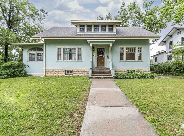 325 West Chestnut Street, Junction City, KS 66441