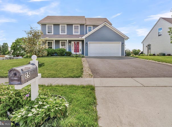 25 SPRINGBROOK Drive, PALMYRA, PA 17078
