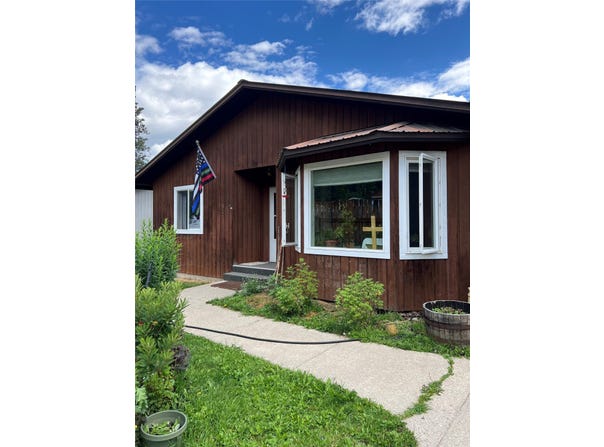 507 E Grant Avenue, Troy, MT 59935