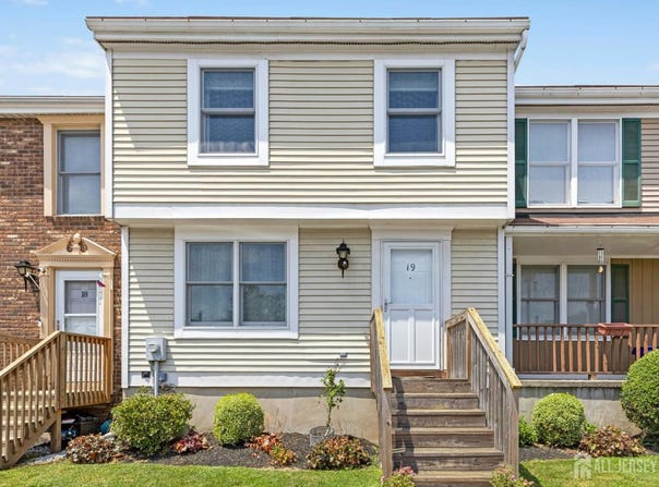 675 Bound Brook Road, Dunellen, NJ 08812