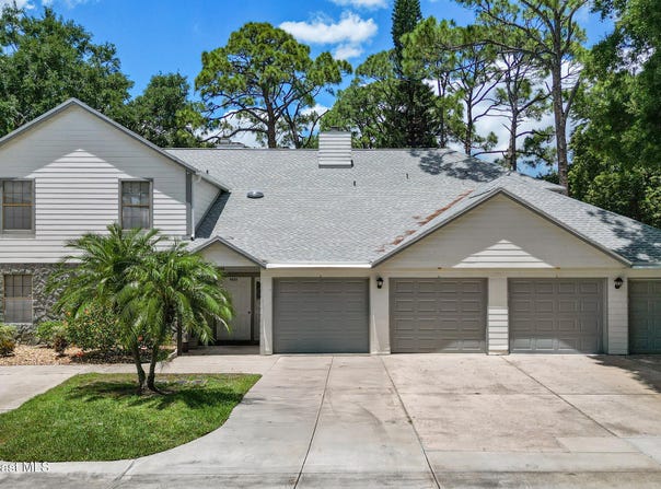 9020 Brighton Court, West Melbourne, FL 32904