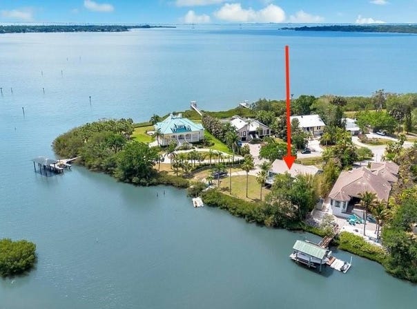 3858 SHORE BOULEVARD, OLDSMAR, FL 34677