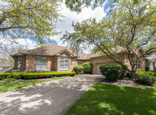 1437 Ambleside Circle, Naperville, IL 60540