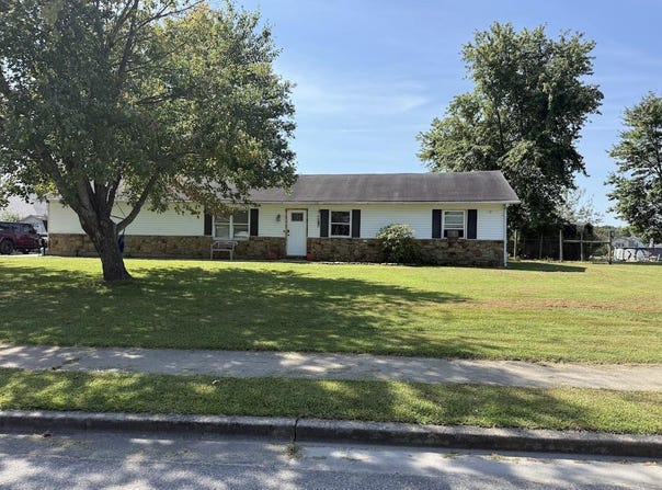 535 Clearview Lane, Versailles, IN 47042