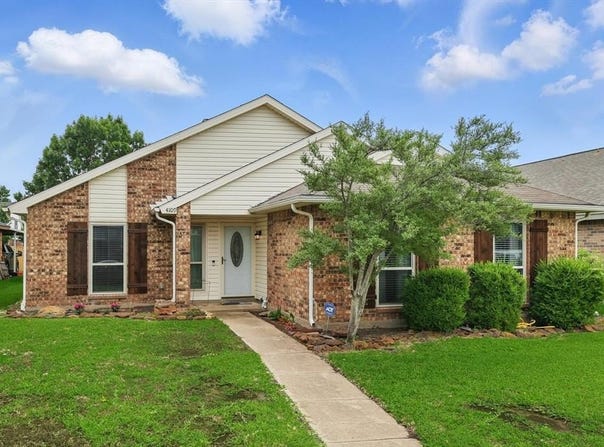 4109 Malone Avenue, The Colony, TX 75056