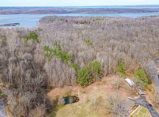 Hughes Road, Benton, KY 42025