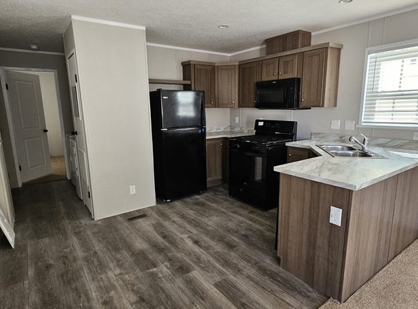 2315 Dogwood St, Liberty, MO 64068
