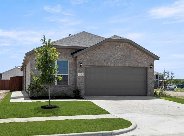 121 Van Horn, Terrell, TX 75160