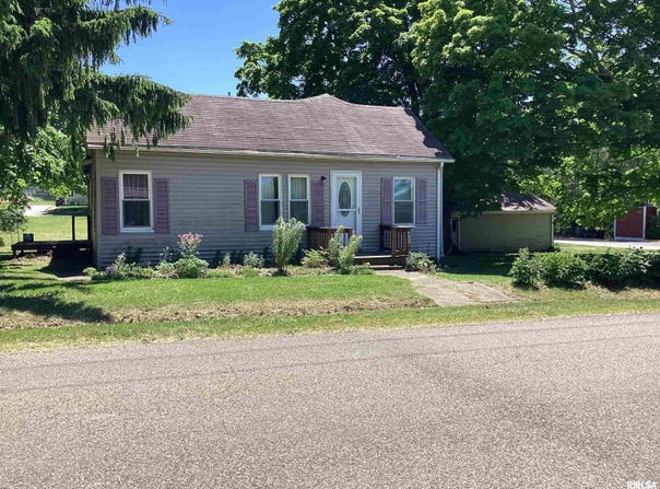 260 W DIVISION Street, Norris, IL 61553