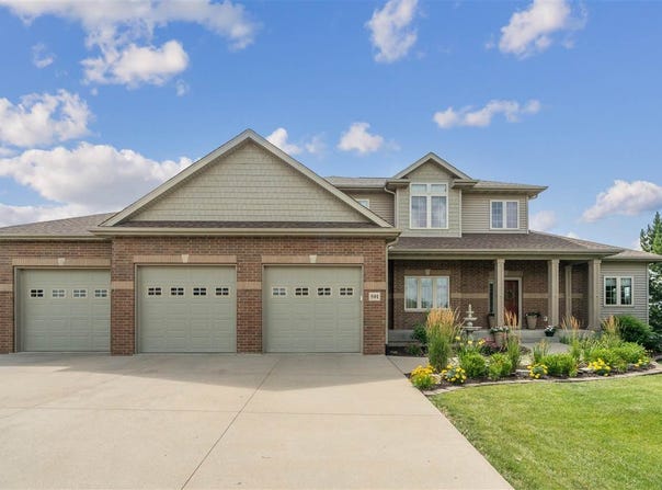 501 Jackson St, Tiffin, IA 52340