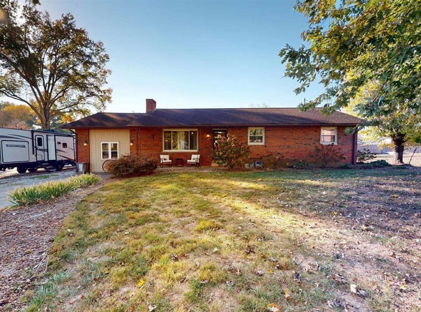 4371 N 2nd Street, Dubois, IN 47527
