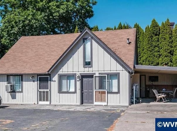 3027 NE D St, Salem, OR 97301