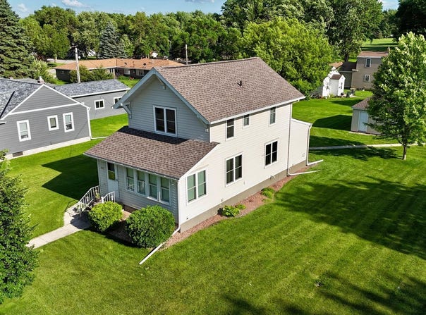 407 E Fairview Avenue, Olivia, MN 56277