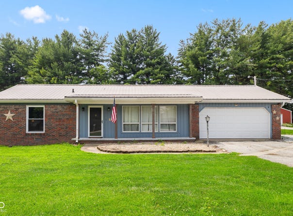 1532 E Range Line Road, Greencastle, IN 46135