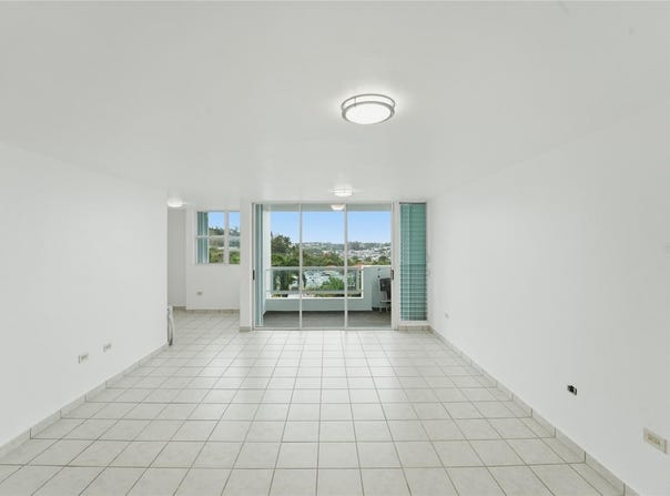 519 AVE LAS CUMBRES, GUAYNABO, 00969