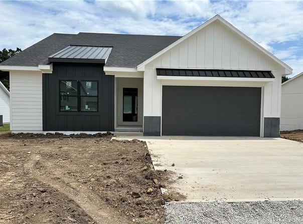 87 SE 461st Road, Warrensburg, MO 64093