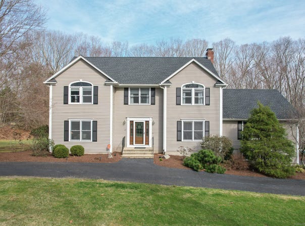 63 Grist Mill Road, Monroe, CT 06468