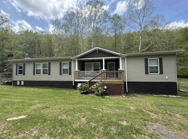 1035 Cleveland Road, Cleveland, WV 26215