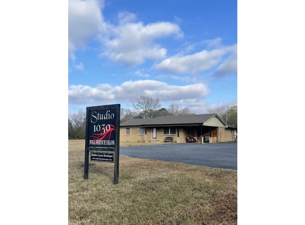 4 Lake St., Greenbrier, AR 72058