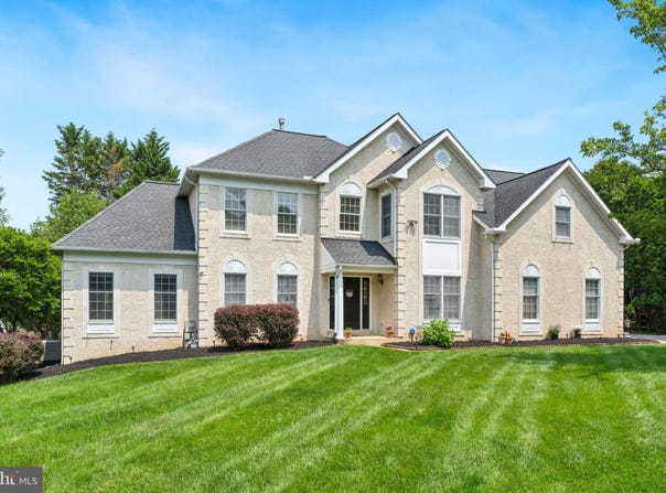 741 HEATHERSTONE DRIVE, BERWYN, PA 19312
