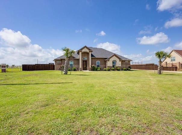 9195 County Road 4116, Kaufman, TX 75142
