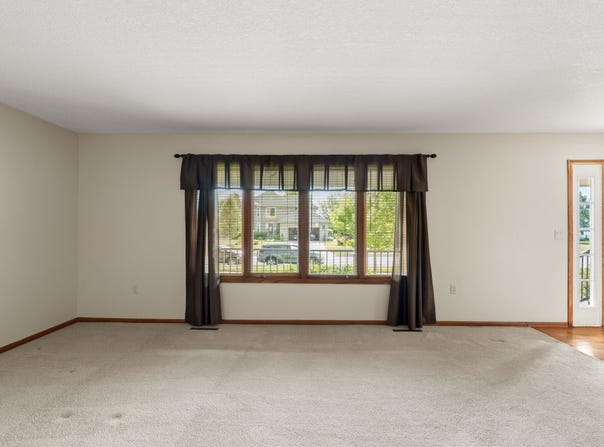 1006 NE Trilein Drive, Ankeny, IA 50021