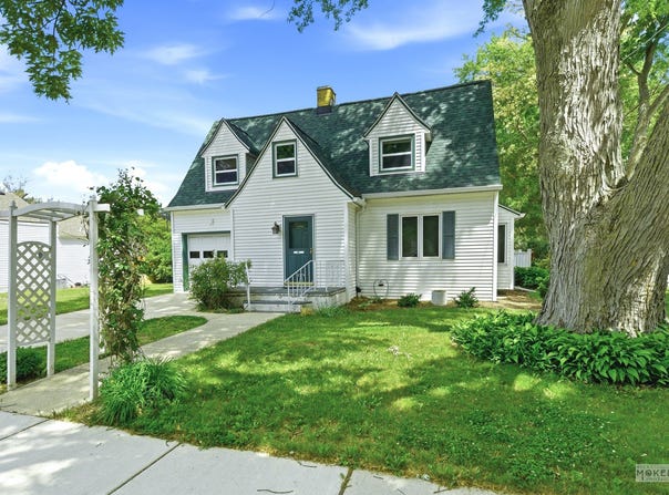105 E Main Street, Yorkville, IL 60560