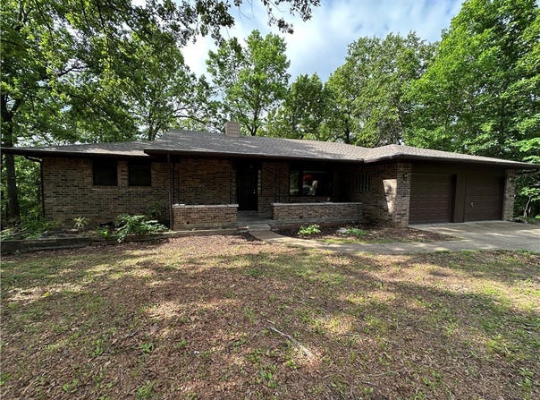 76 Bayview Drive, Mountain Home, AR 72653