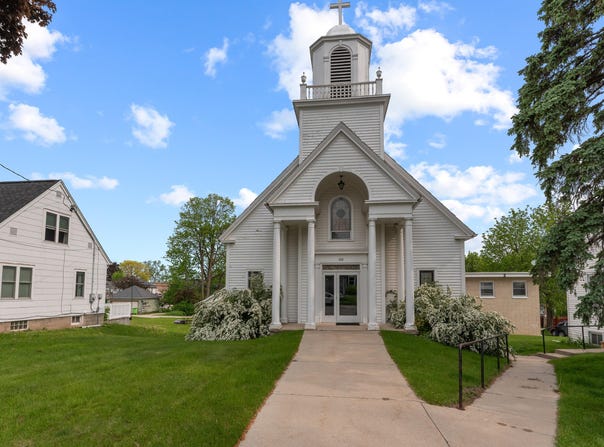 228 Forest St, Campbellsport, WI 53010