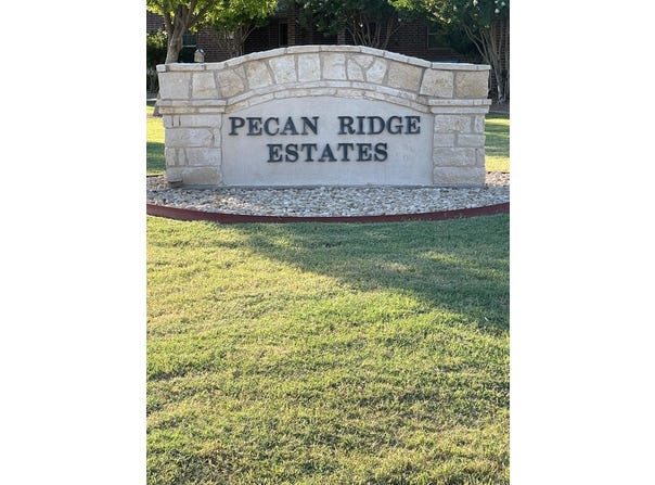 1725 Hudson Oaks Dr, San Angelo, TX 76904
